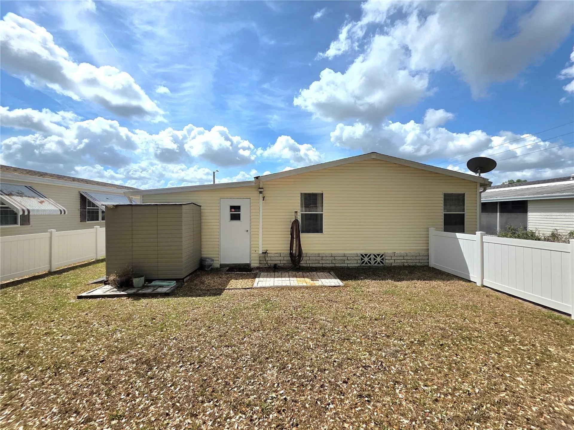 36743 Tara Avenue Zephyrhills FL 33542