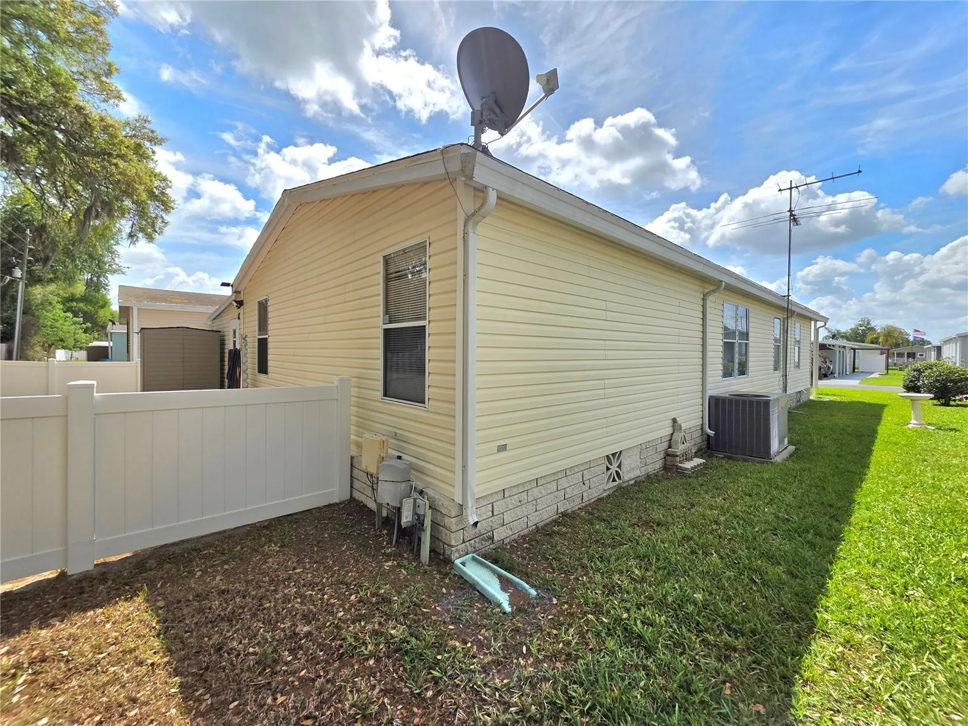 36743 Tara Avenue Zephyrhills FL 33542