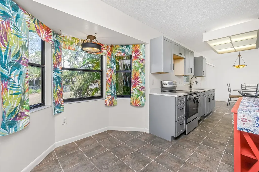 9406 Prospect Avenue Englewood FL 34224