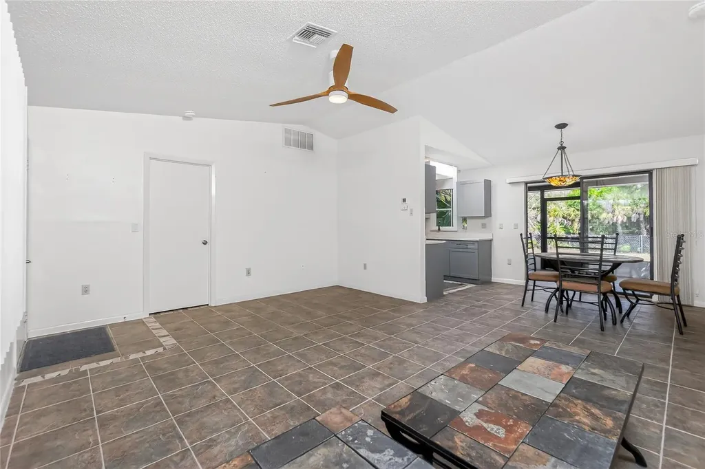 9406 Prospect Avenue Englewood FL 34224