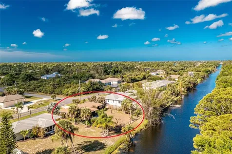 9406 Prospect Avenue Englewood FL 34224