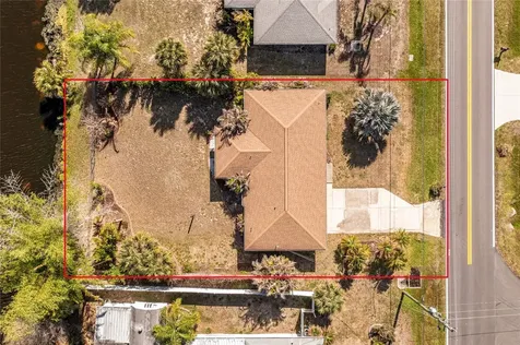 9406 Prospect Avenue Englewood FL 34224