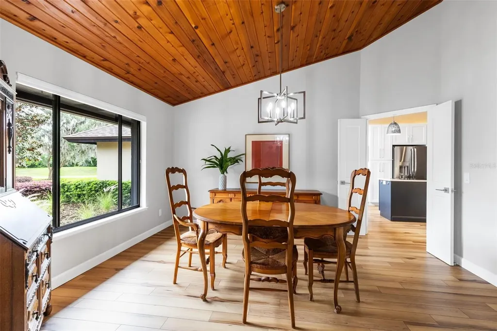 100 Milinda Lane Oviedo FL 32765