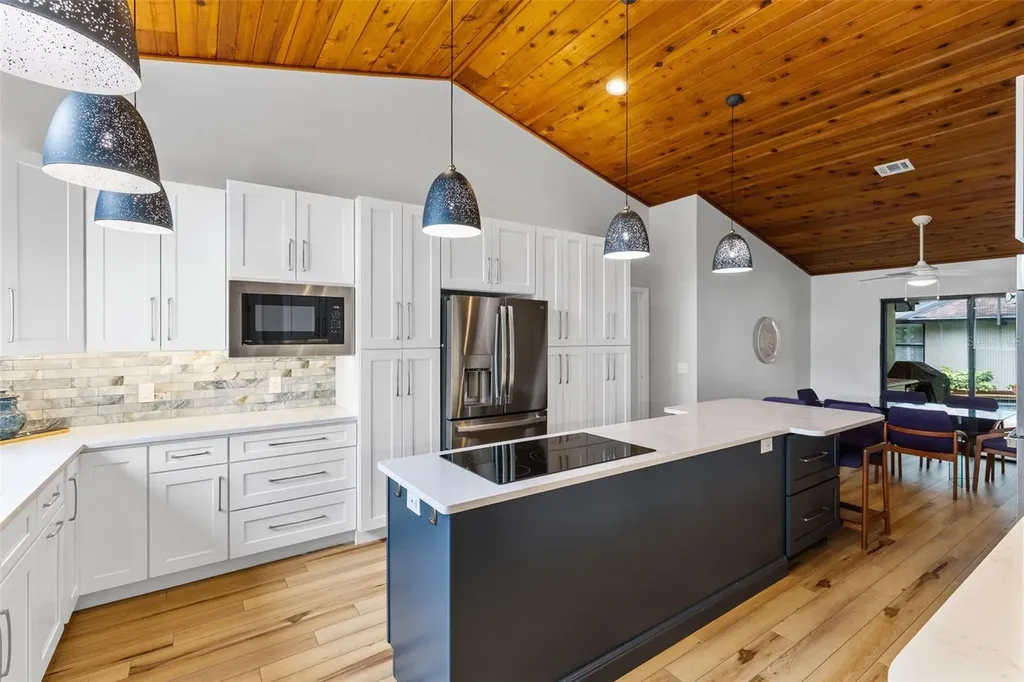 100 Milinda Lane Oviedo FL 32765