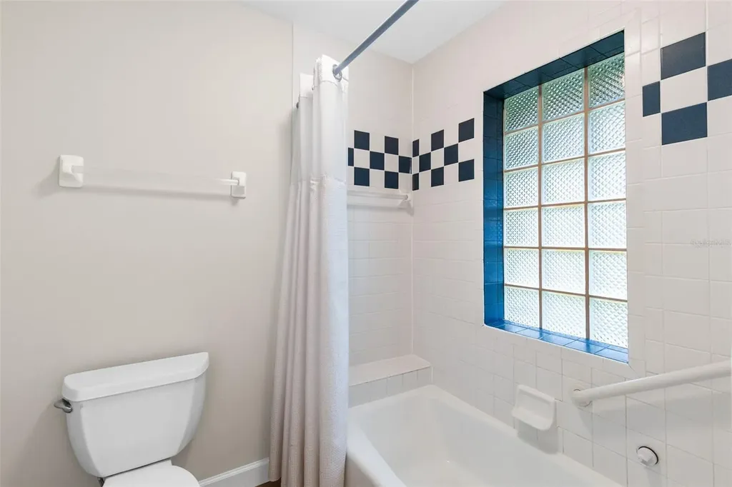 100 Milinda Lane Oviedo FL 32765