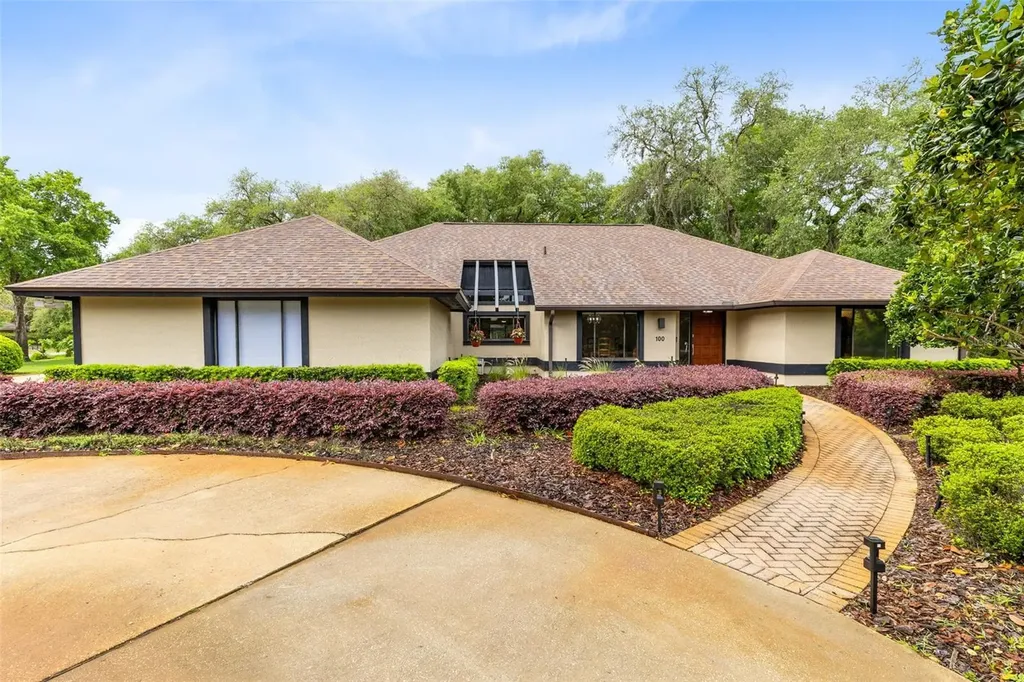 100 Milinda Lane Oviedo FL 32765