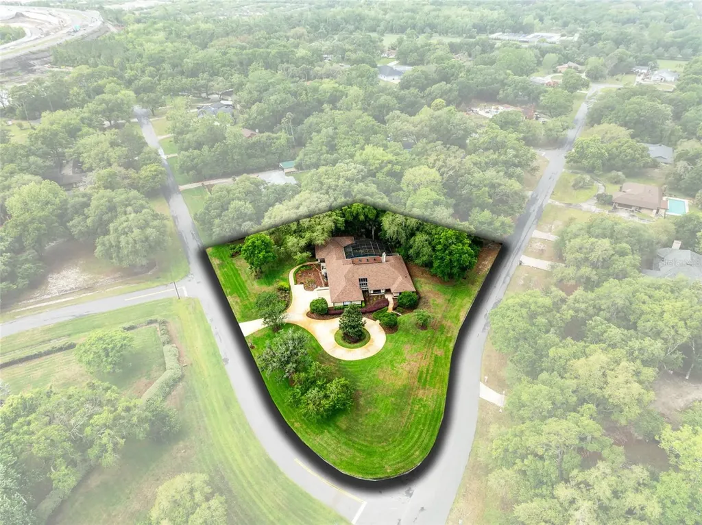 100 Milinda Lane Oviedo FL 32765