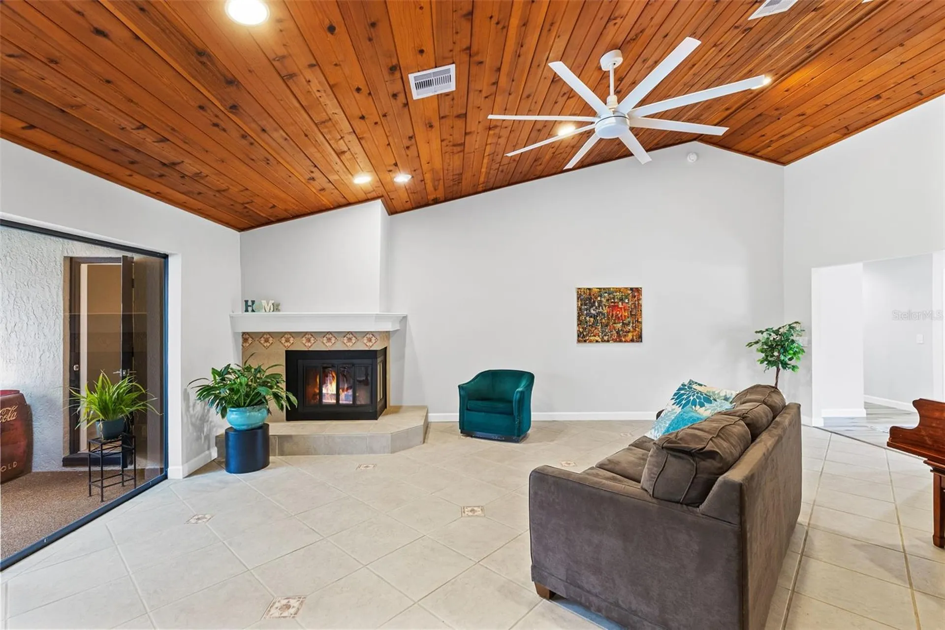 100 Milinda Lane Oviedo FL 32765