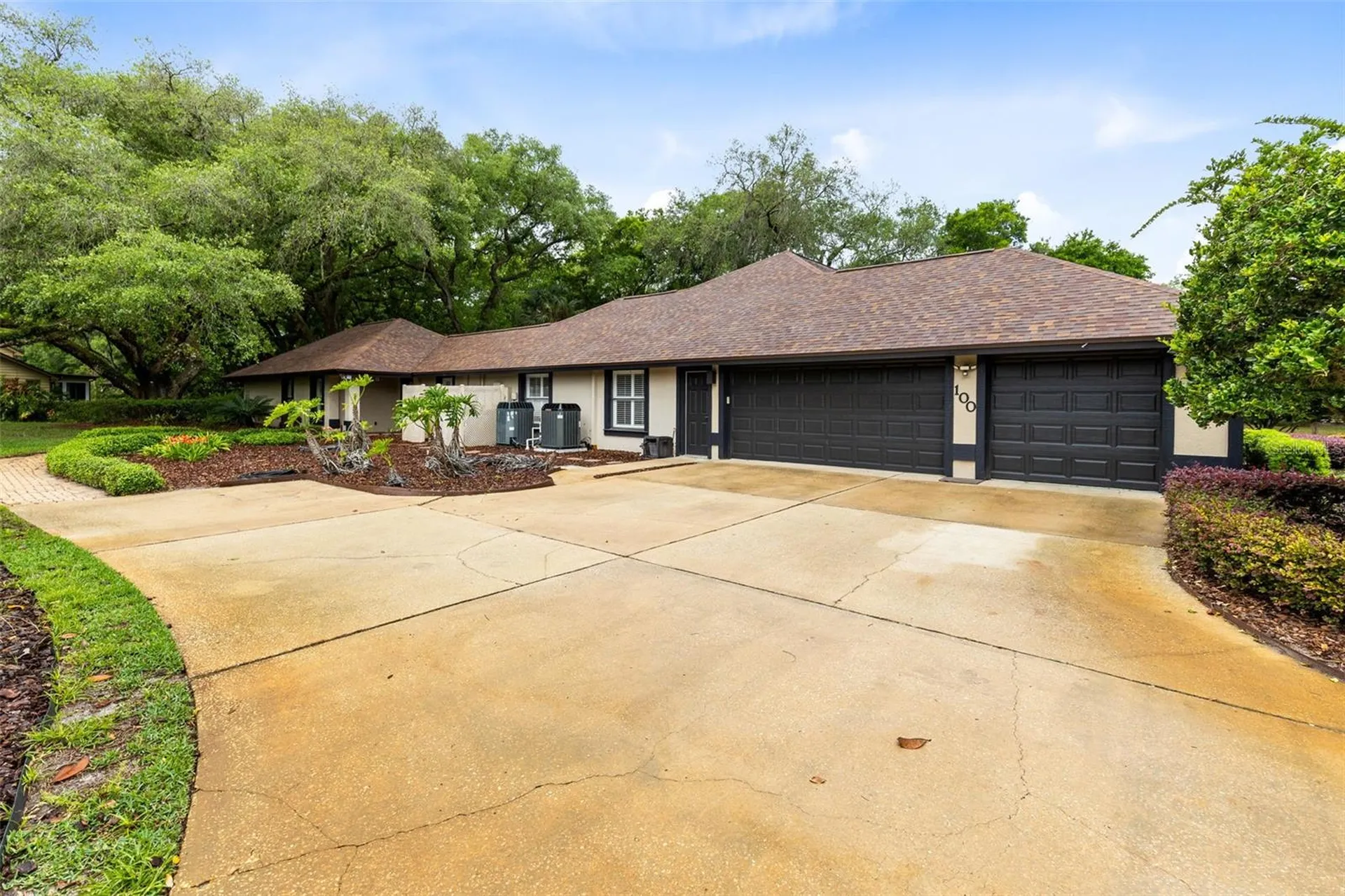 100 Milinda Lane Oviedo FL 32765