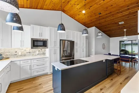 100 Milinda Lane Oviedo FL 32765
