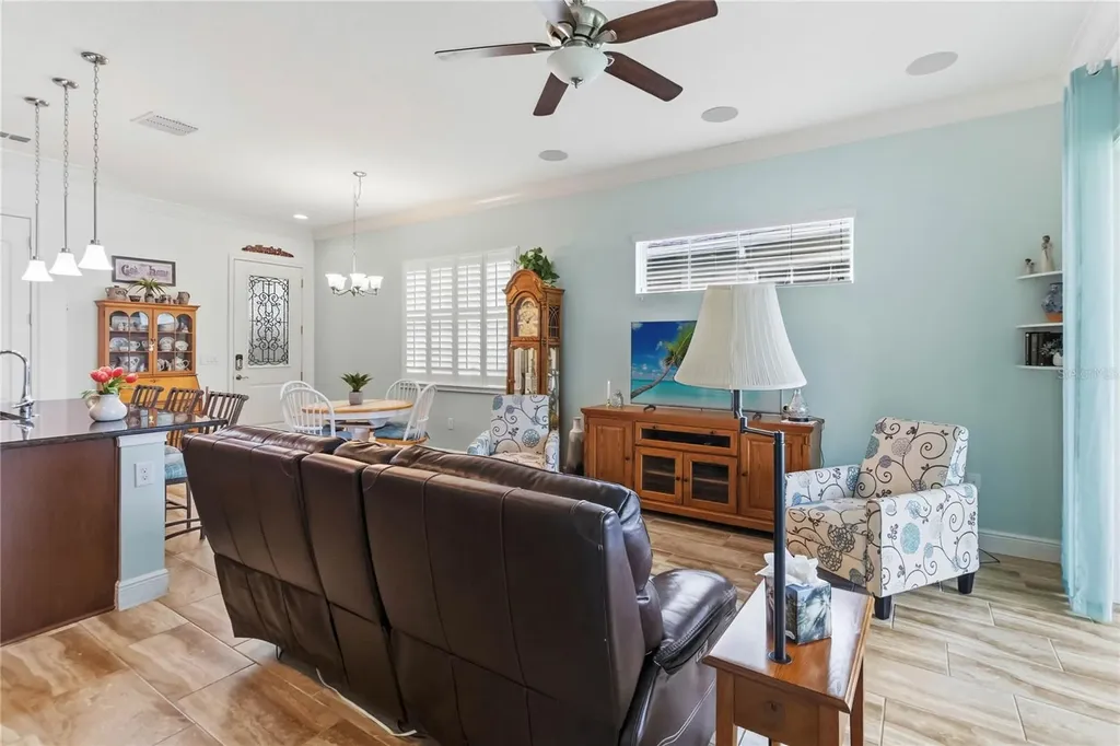 2489 Datura Loop St Cloud FL 34772