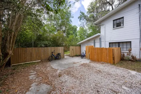 4005 NW 9th Court Gainesville FL 32605