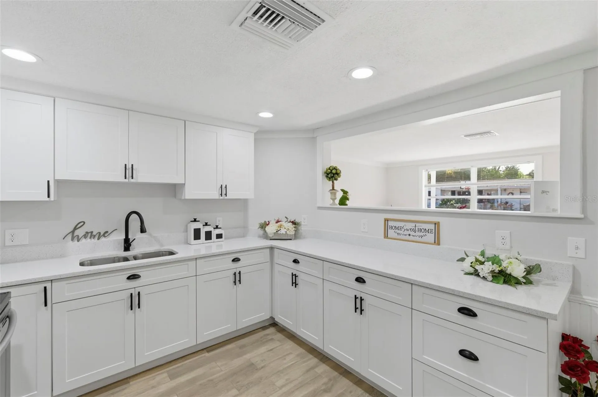 9033 Pegasus Avenue Port Richey FL 34668