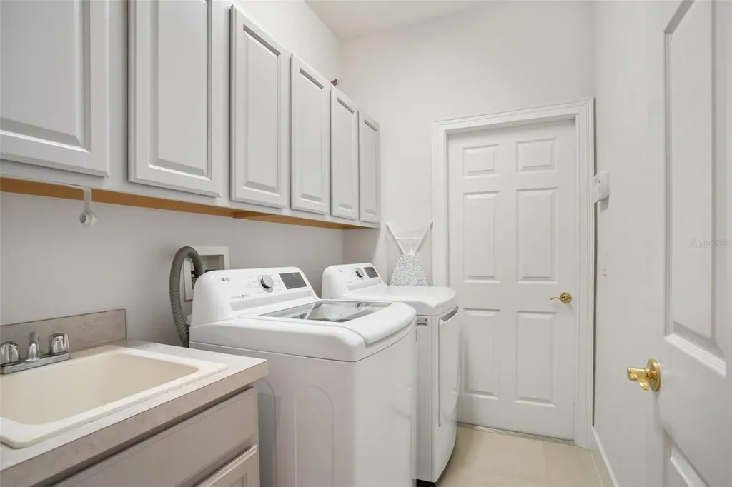 11537 Claymont Circle Windermere FL 34786