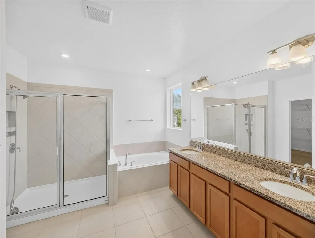 2556 Leyland Cypress Lane Sanford FL 32773