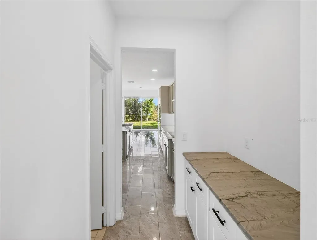 2556 Leyland Cypress Lane Sanford FL 32773