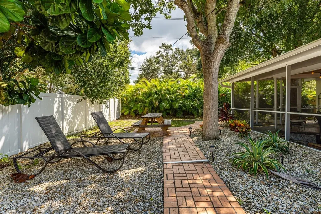 2363 Milford Circle Sarasota FL 34239
