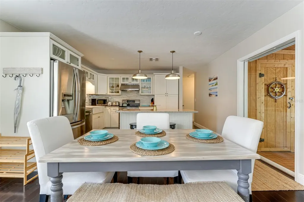 2363 Milford Circle Sarasota FL 34239