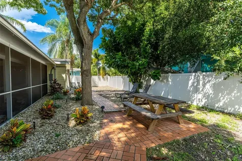 2363 Milford Circle Sarasota FL 34239