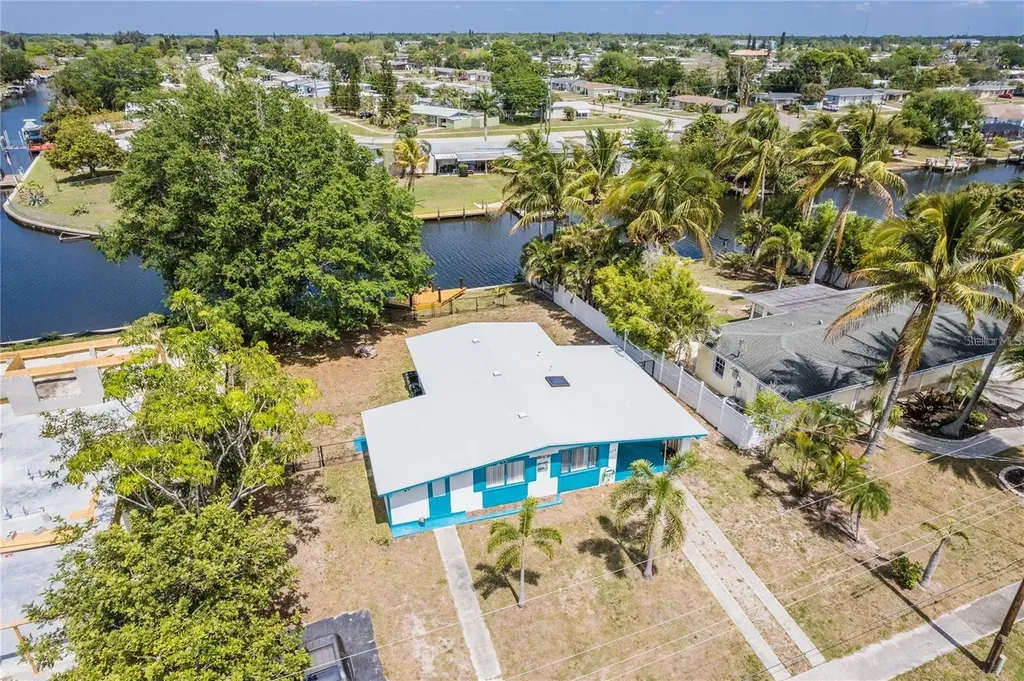815 Conreid Drive NE Port Charlotte FL 33952