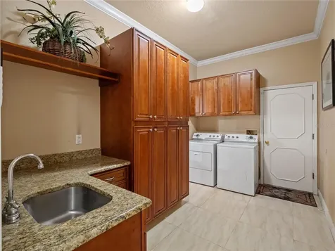 5021 Wesley Drive Tampa FL 33647