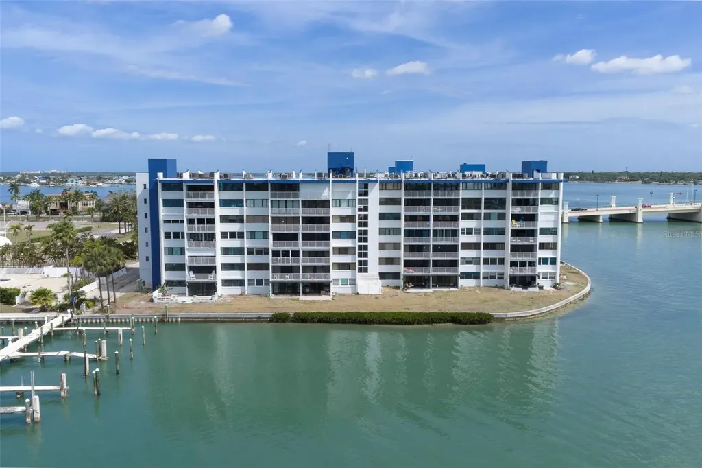 450 Treasure Island Causeway Treasure Island FL 33706