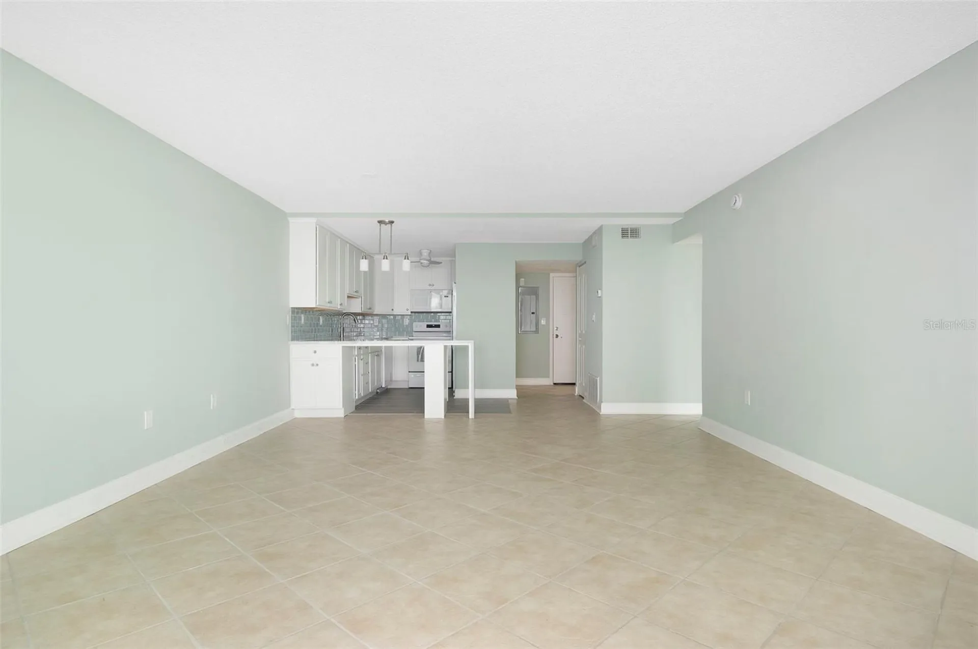 450 Treasure Island Causeway Treasure Island FL 33706