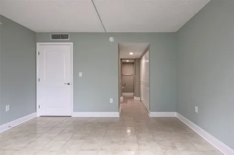 450 Treasure Island Causeway Treasure Island FL 33706