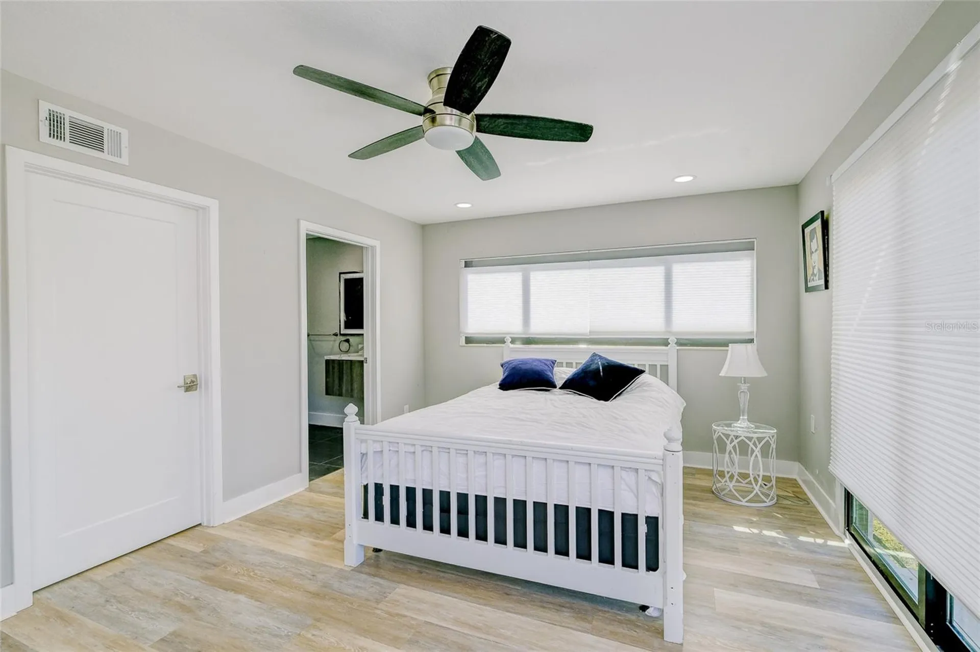 3636 Mineola Drive Sarasota FL 34239