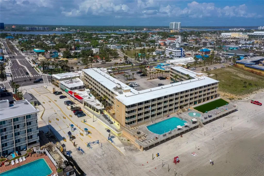 219 S Atlantic Avenue Daytona Beach FL 32118