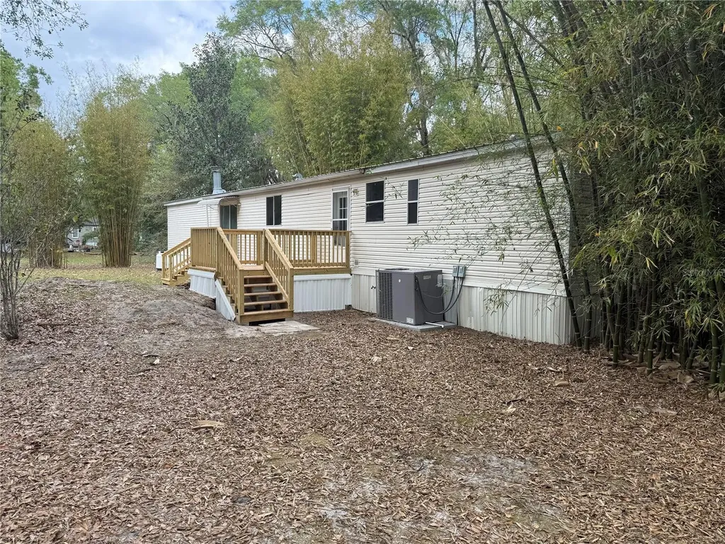 5613 NW 202nd Place Alachua FL 32615