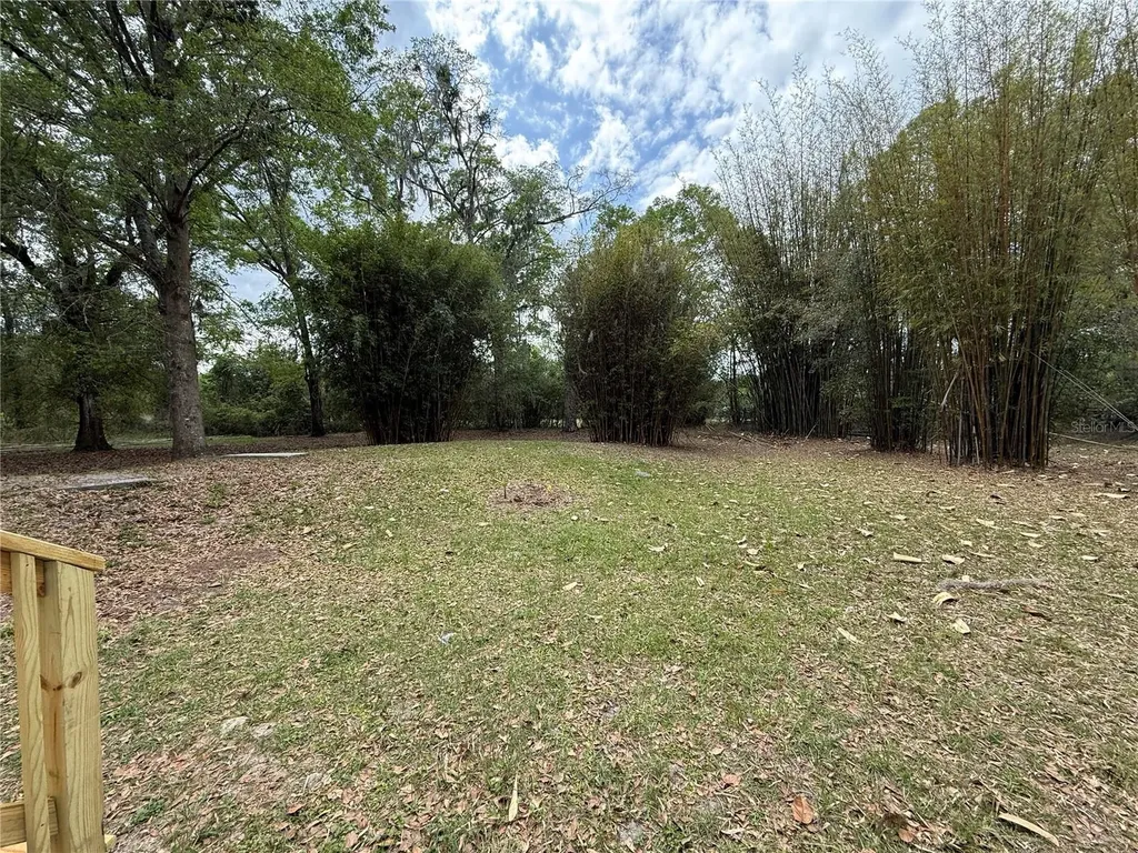 5613 NW 202nd Place Alachua FL 32615
