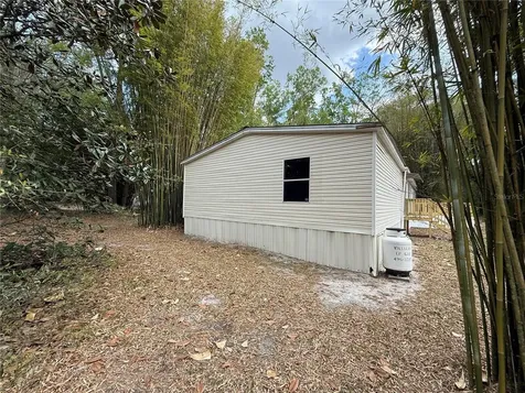 5613 NW 202nd Place Alachua FL 32615