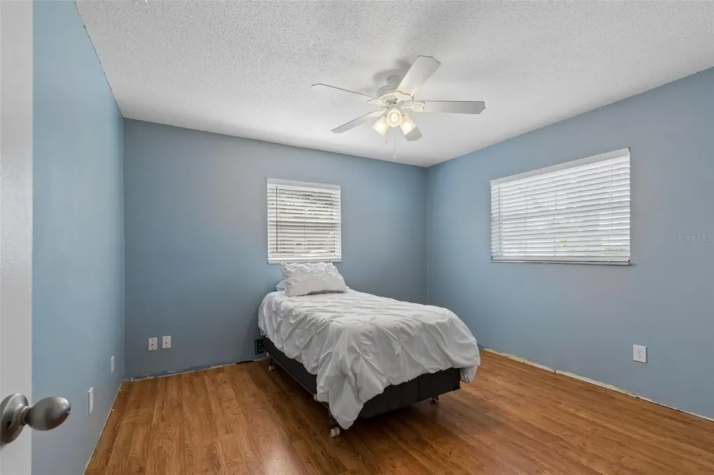 3873 50th Avenue S St Petersburg FL 33711