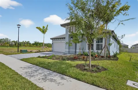 7536 Nighthawk Drive Sarasota FL 34241