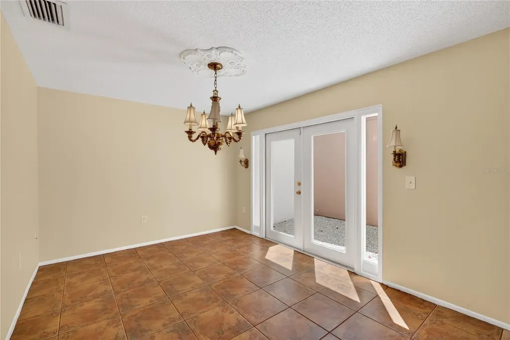 3501 N Village Court Sarasota FL 34231