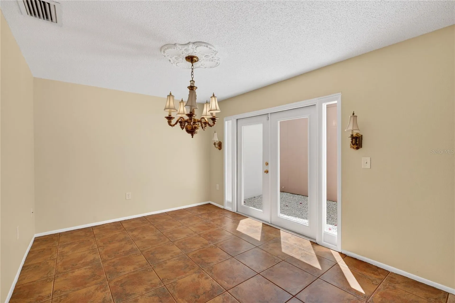 3501 N Village Court Sarasota FL 34231