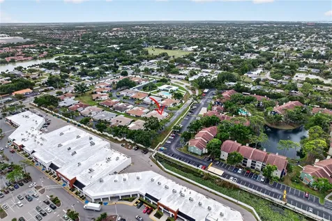 3501 N Village Court Sarasota FL 34231