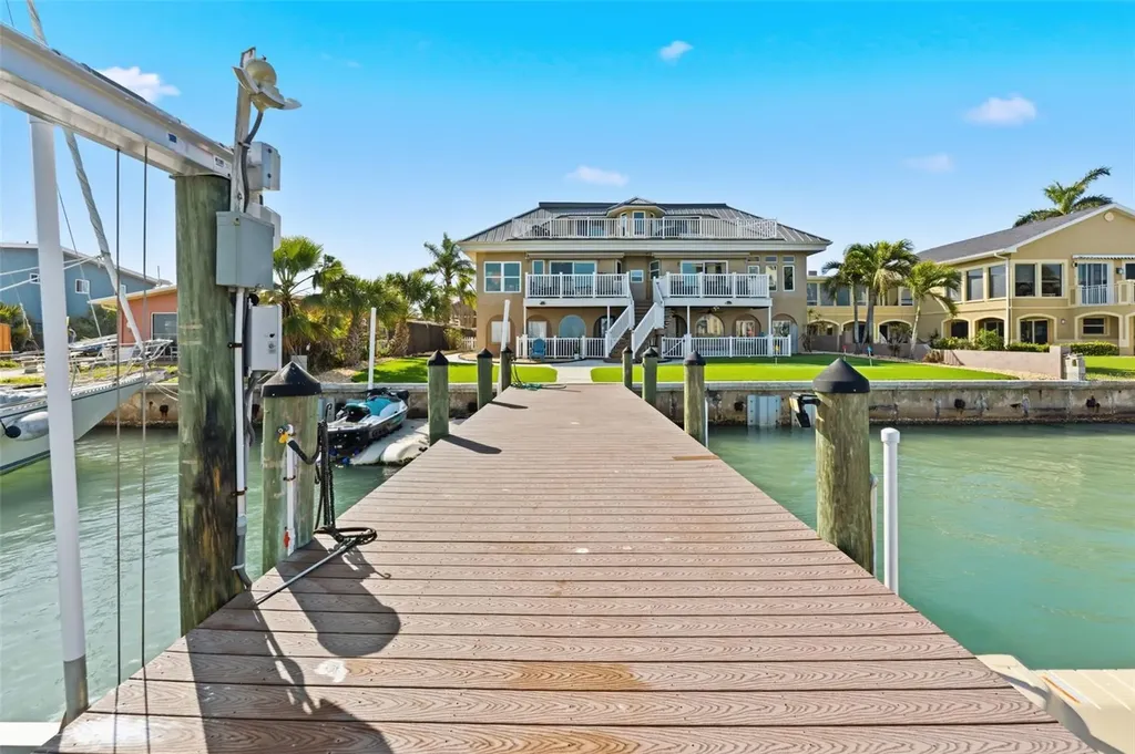 220 126th Avenue Treasure Island FL 33706