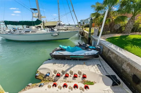 220 126th Avenue Treasure Island FL 33706
