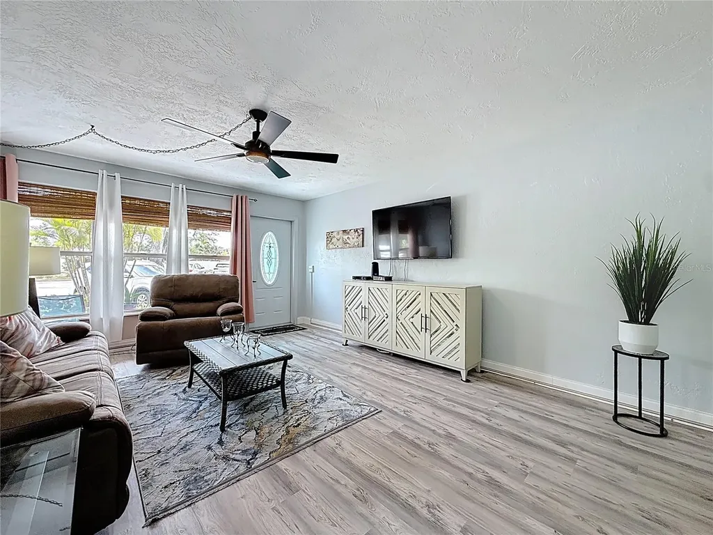 5861 42nd Terrace N Kenneth City FL 33709