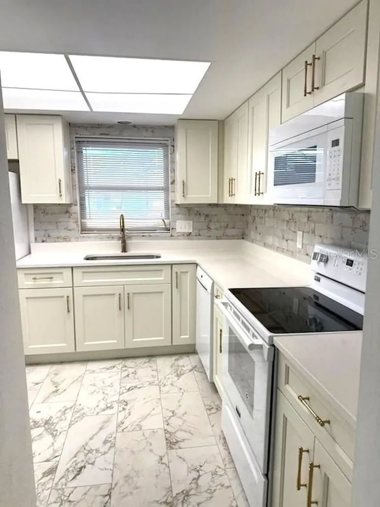 610 Indian Rocks Road N Belleair Bluffs FL 33770