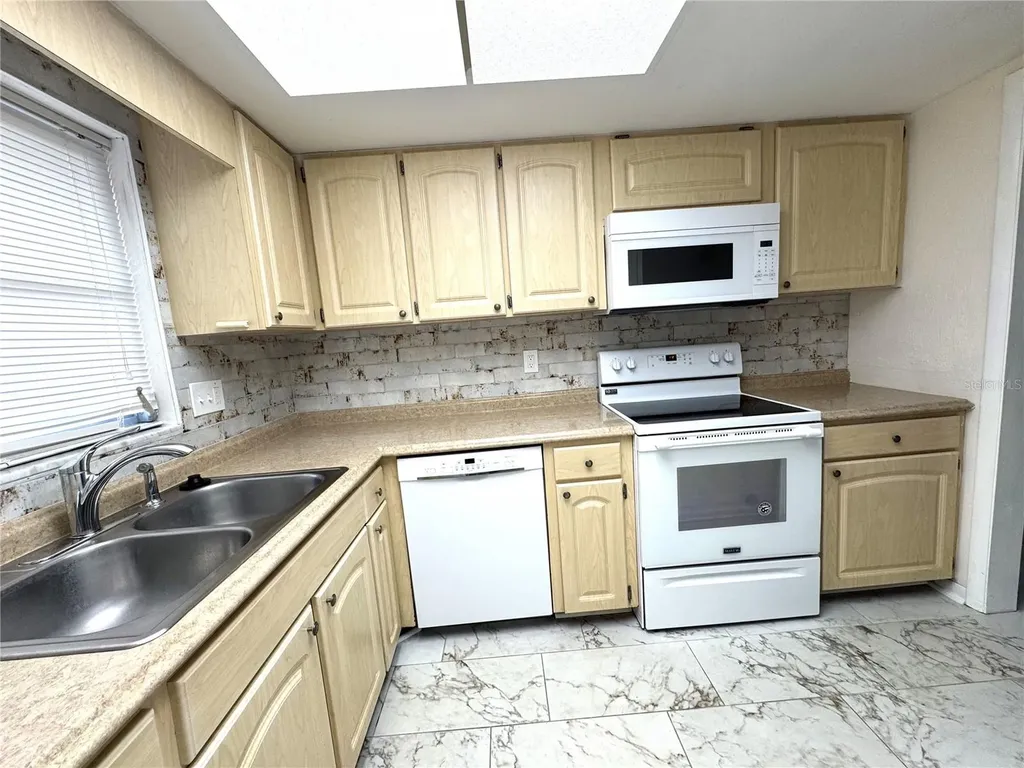 610 Indian Rocks Road N Belleair Bluffs FL 33770