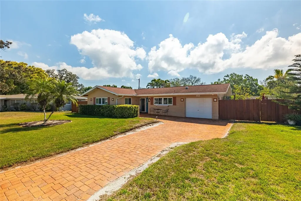 1365 Windsor Drive Clearwater FL 33756