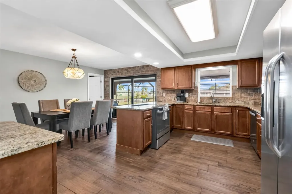 18 Annapolis Lane Rotonda West FL 33947