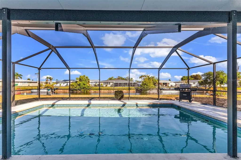 18 Annapolis Lane Rotonda West FL 33947