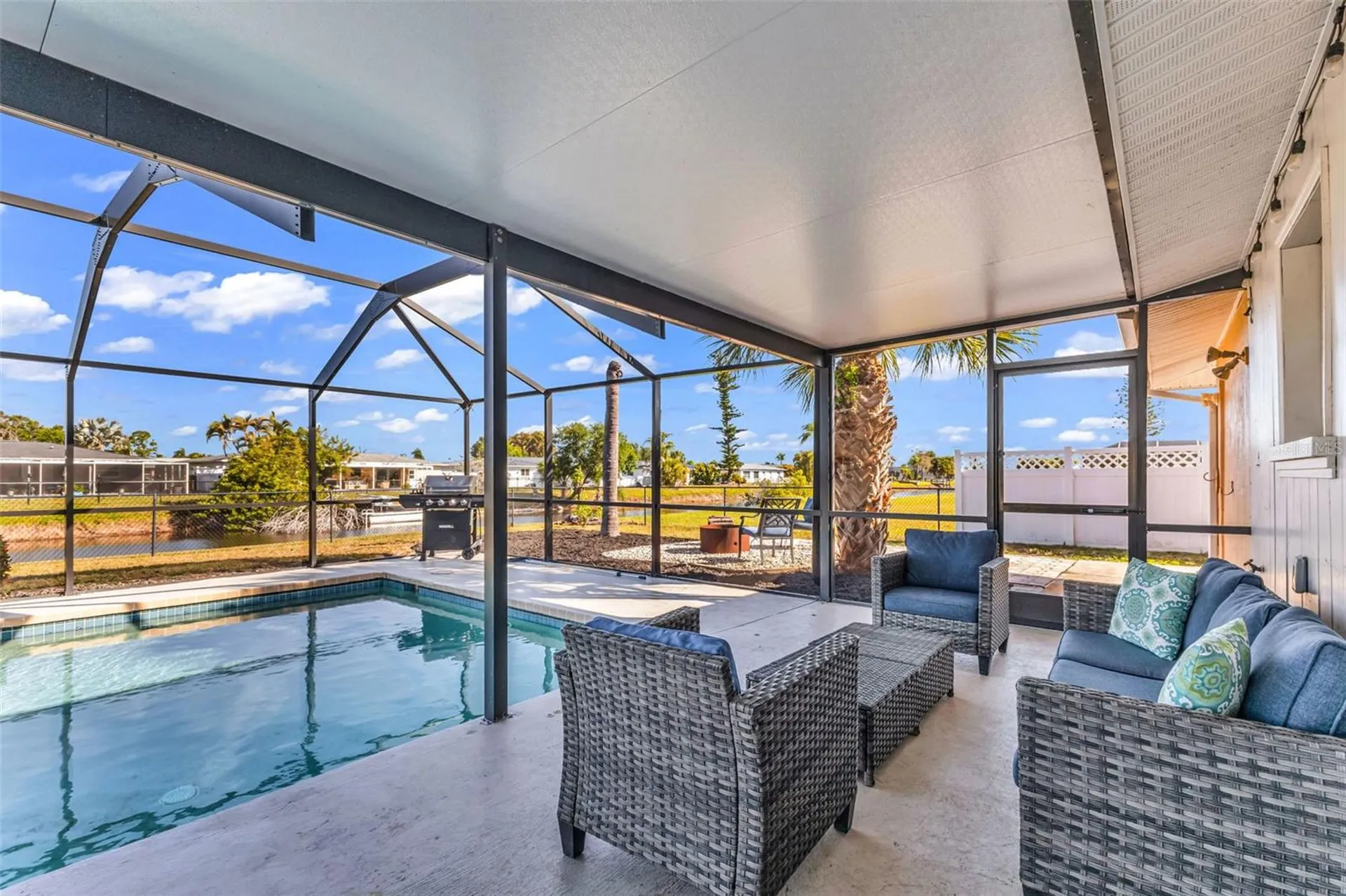 18 Annapolis Lane Rotonda West FL 33947