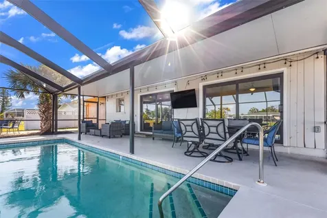 18 Annapolis Lane Rotonda West FL 33947