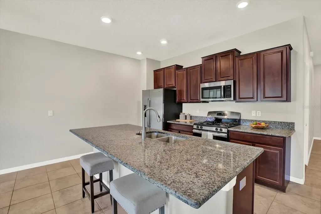 16930 Storyline Drive Land O Lakes FL 34638