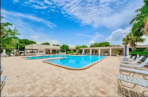 5970 80th Street N St Petersburg FL 33709